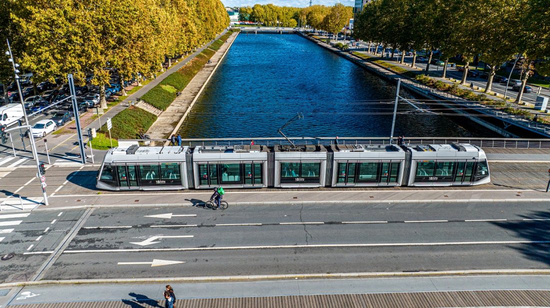 Vue tramway - Rives de l'Orne