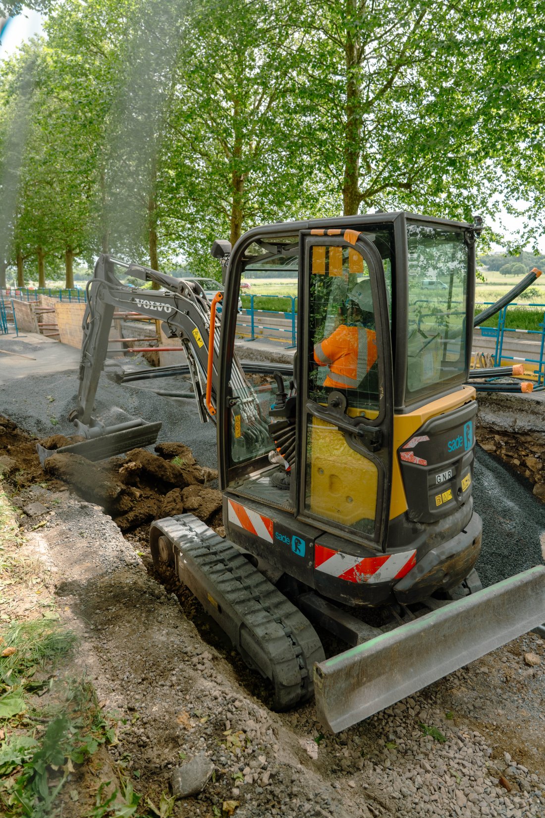 Chantier tramway - travaux déplacement réseaux souterrains -2