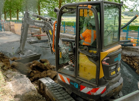 Chantier tramway - travaux déplacement réseaux souterrains -2